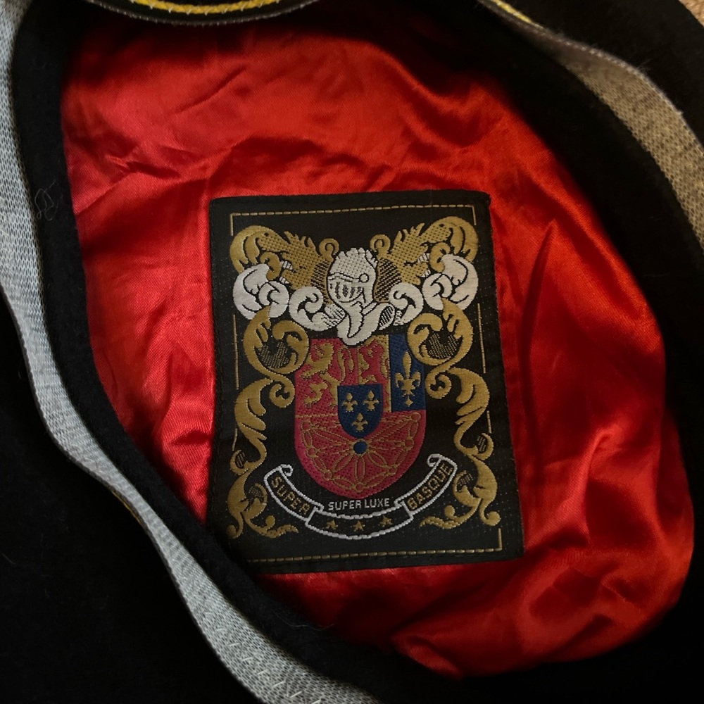 Vintage beret Super Basque black wool red lining